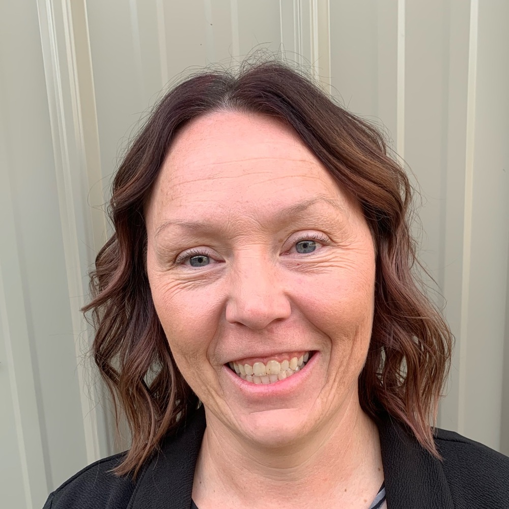 Meet your Posher, Holly